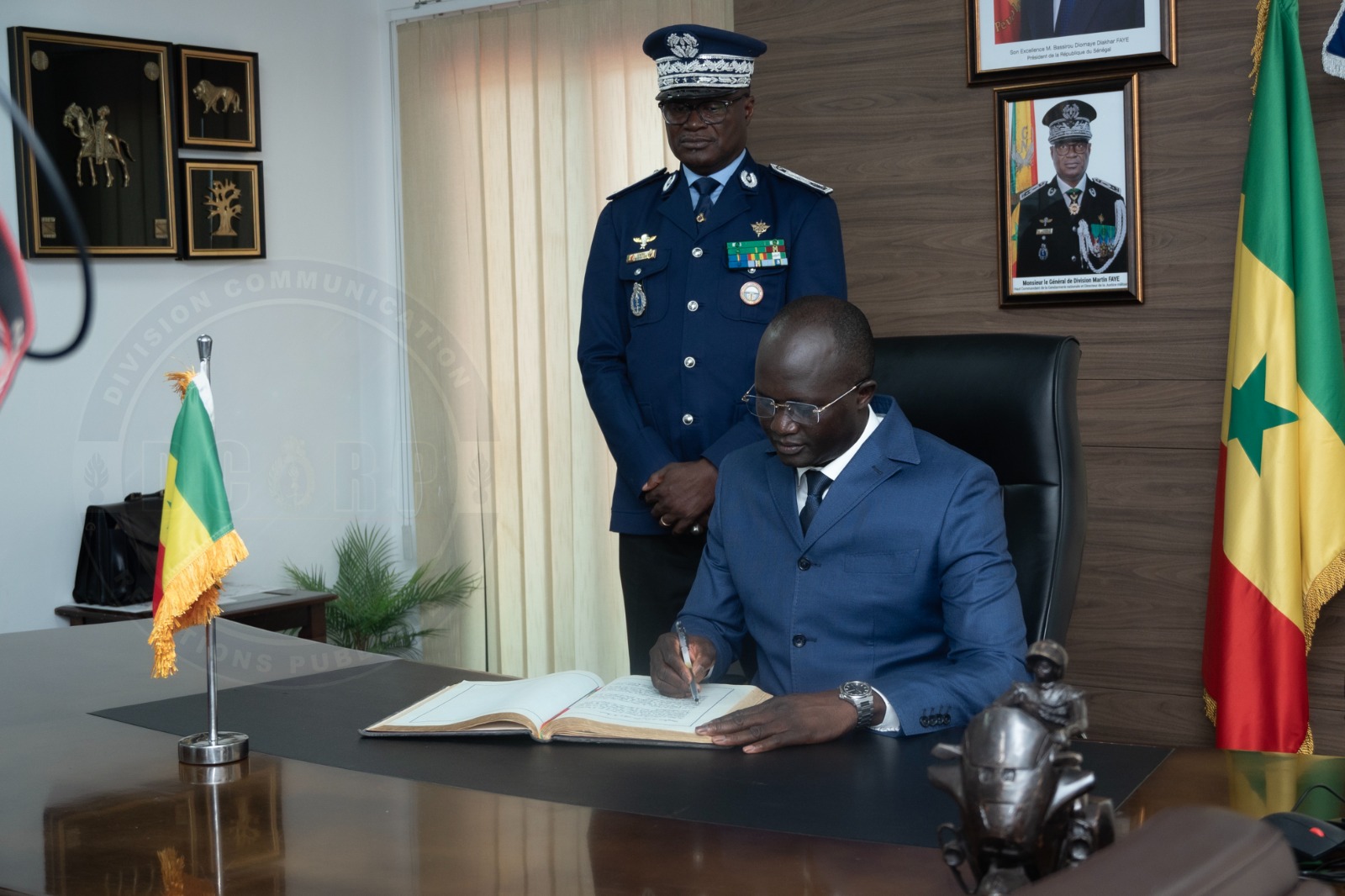 Visite de prise de contact du ministre des forces armées à la Gendarmerie nationale - Image 4